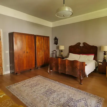 Austria 1843 Bed & Breakfast Durrës