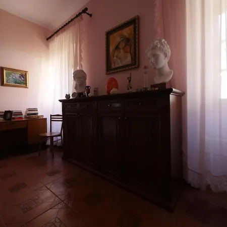 Austria 1843 Bed & Breakfast Durrës
