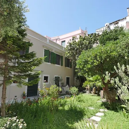 Austria 1843 Bed and breakfast *